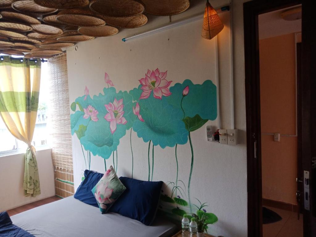 Двухместный (Двухместный номер с 1 кроватью, вид на озеро) семейного отеля Tam Family Homestay, Хюэ