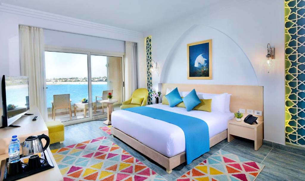 Одноместный (Одноместный номер Делюкс с видом на лагуну) курортного отеля Hotelux La Playa Alamein, Эль-Аламейн