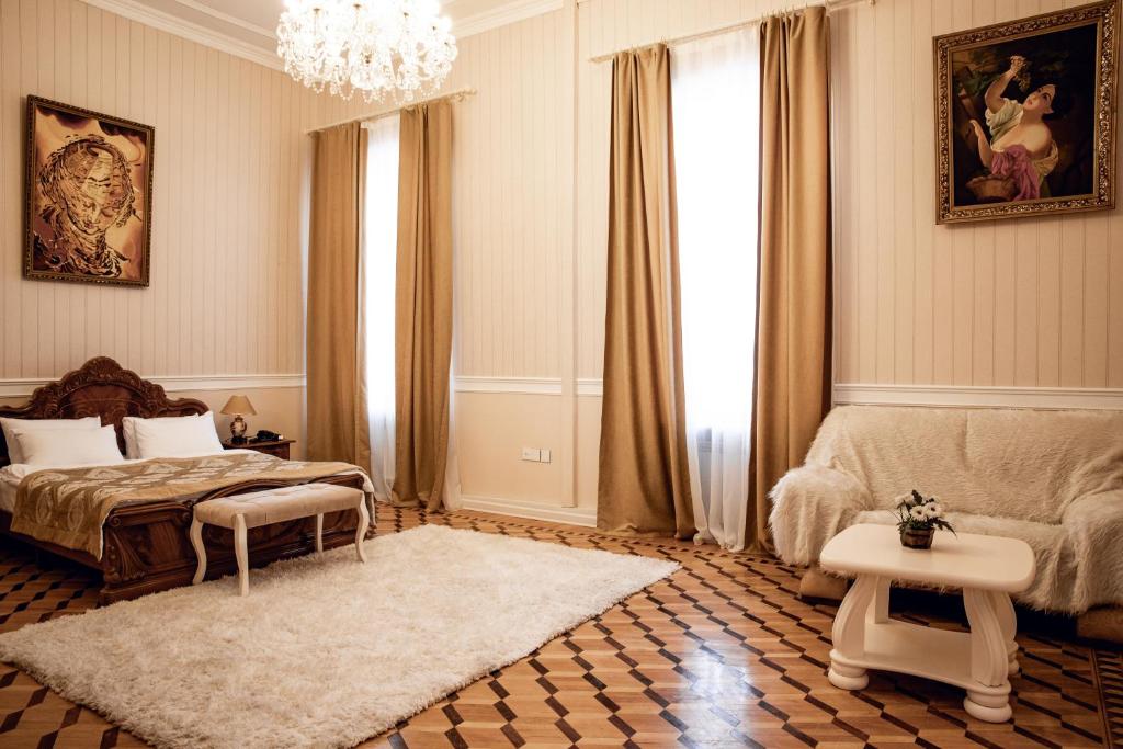 Трехместный (Трехместный номер эконом-класса) отеля Royal Palace, Баку
