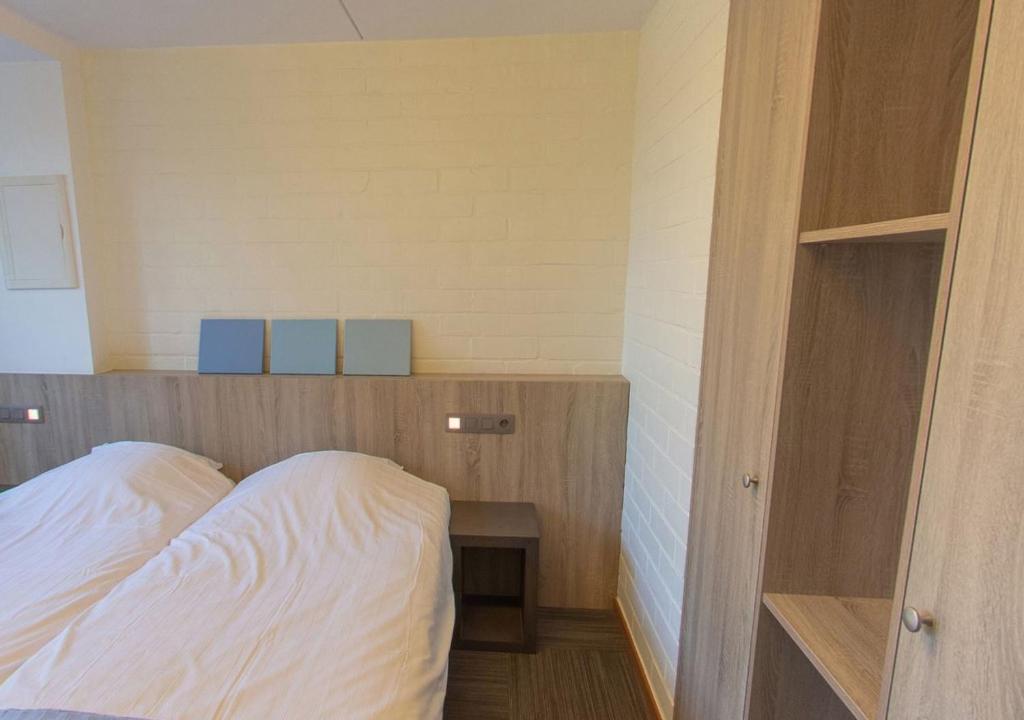 Двухместный (Двухместный номер с 1 кроватью или 2 отдельными кроватями) апарт-отеля Vakantie Domein Ter Helme, Остдёйнкерке