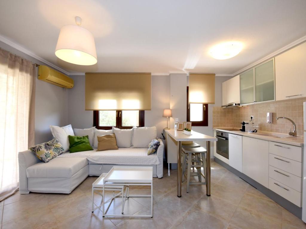 Номер (Дом с 2 спальнями) отеля Fibes Luxury Living by TravelPro Services Mouries Halkidiki, Паралия-Дионисиу