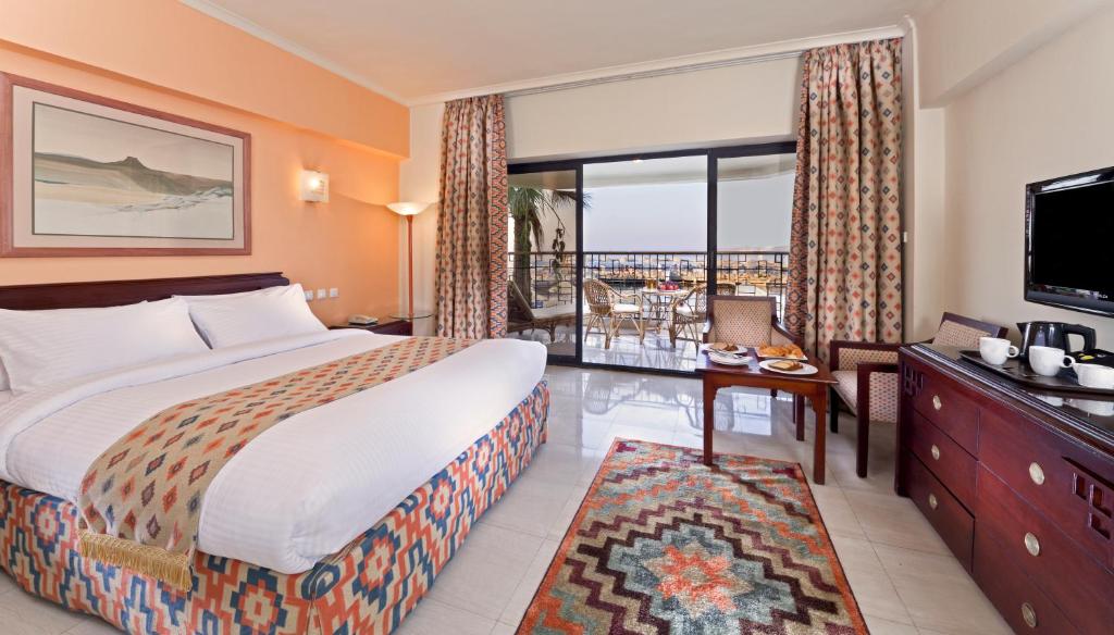 Двухместный (Номер Делюкс с видом на море) курортного отеля Sunrise Holidays Resort (Adults Only), Хургада