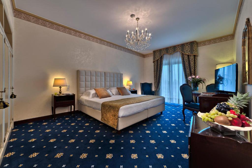 Двухместный (Классический двухместный номер с 1 кроватью или 2 отдельными кроватями) отеля Hotel President Terme, Абано-Терме