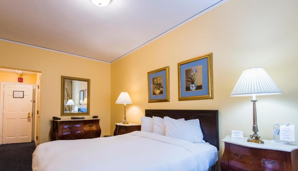 Двухместный (Номер Делюкс с кроватью размера «queen-size») отеля 3 West Club, Нью-Йорк