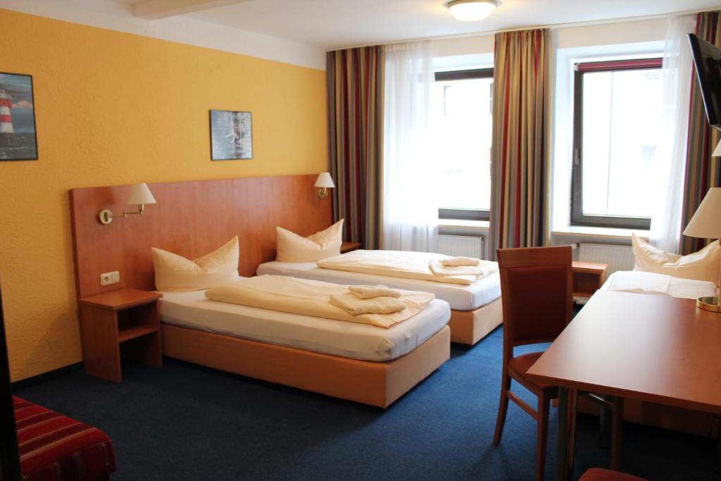Двухместный (Двухместный номер с 1 кроватью или 2 отдельными кроватями) гостевого дома Pension Margit Мюнхен