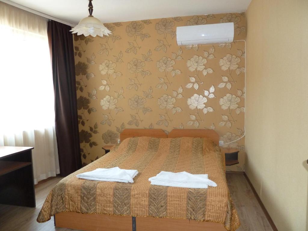 Двухместный (Двухместный номер с 1 кроватью или 2 отдельными кроватями, общая ванная комната) гостевого дома Tarnovski Dom Guest Rooms, Велико-Тырново