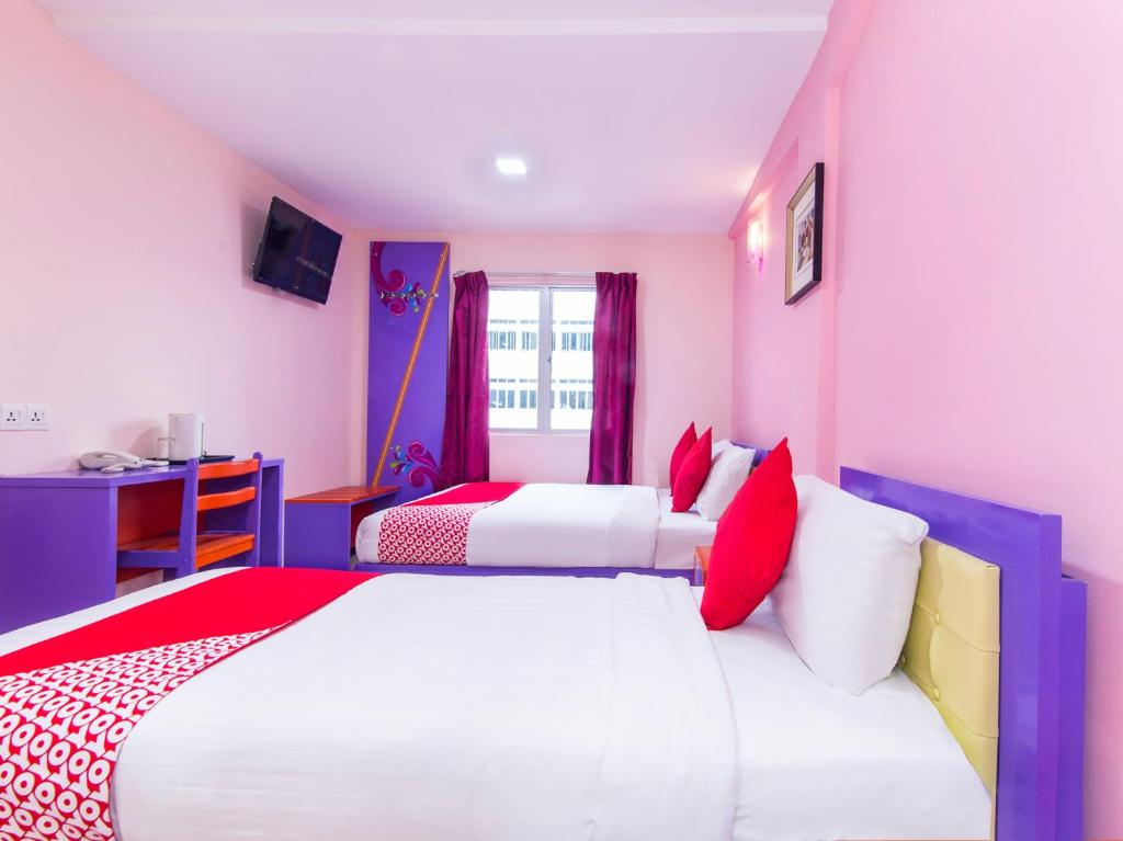 Сьюит (Улучшенный люкс) отеля OYO 410 Brickfields Park Hotel, Куала-Лумпур