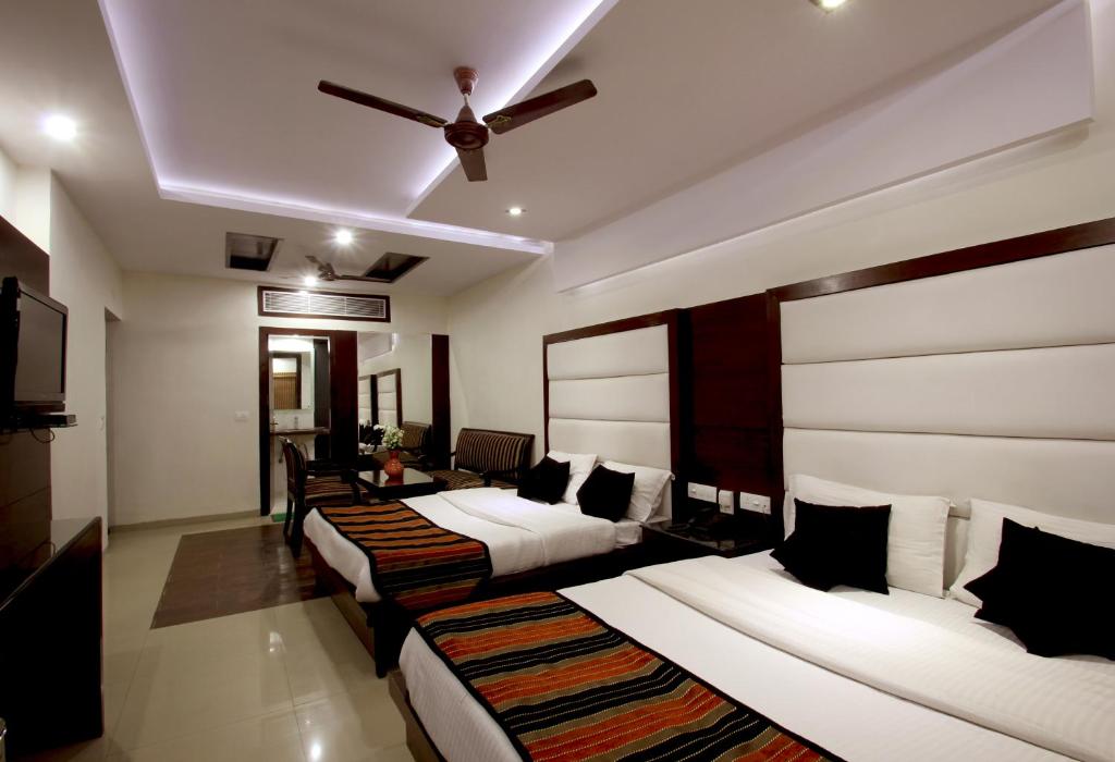 Семейный (Семейный номер), FabHotel Mohan International Paharganj