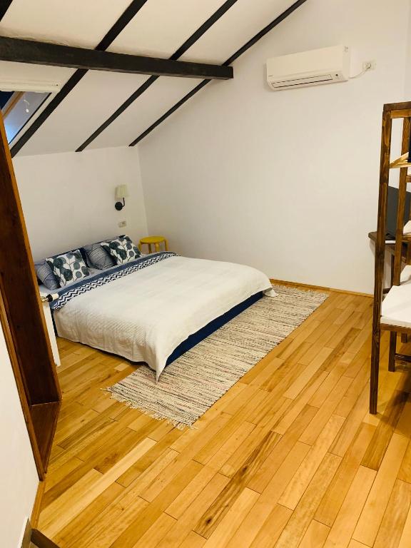 Двухместный (Двухместный номер с 1 кроватью и собственной ванной комнатой) гостевого дома Casa 