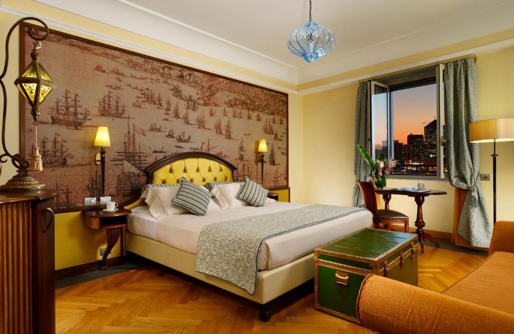 Двухместный (Двухместный номер Делюкс с 1 кроватью) отеля Grand Hotel Savoia, Генуя