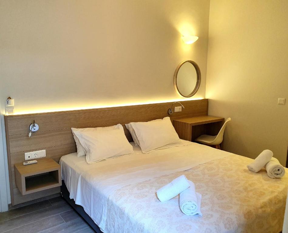 Двухместный (Двухместный номер эконом-класса с 1 кроватью или 2 отдельными кроватями) апарт-отеля Caravel Hotel Apartments, Иксиа