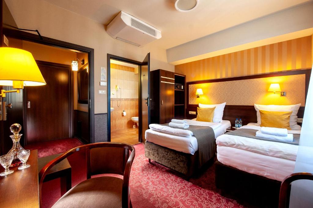 Двухместный (Двухместный номер с 1 кроватью или 2 отдельными кроватями) отеля Hotel Wielopole, Краков