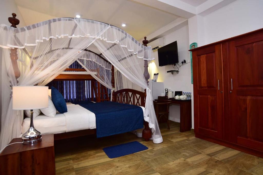 Семейный (Superior Room with Direct Pool Access), Colombo Villa at Cambridge Place