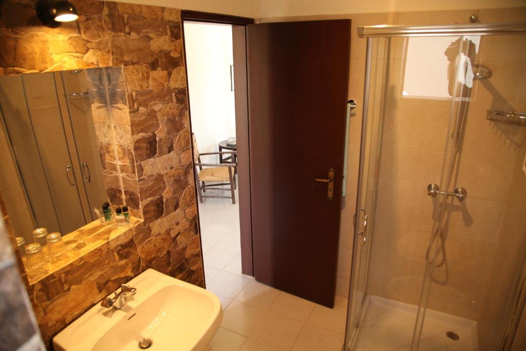 Двухместный (Двухместный номер с 1 кроватью) гостевого дома Quinta do Rio Country Inn, Силвеш
