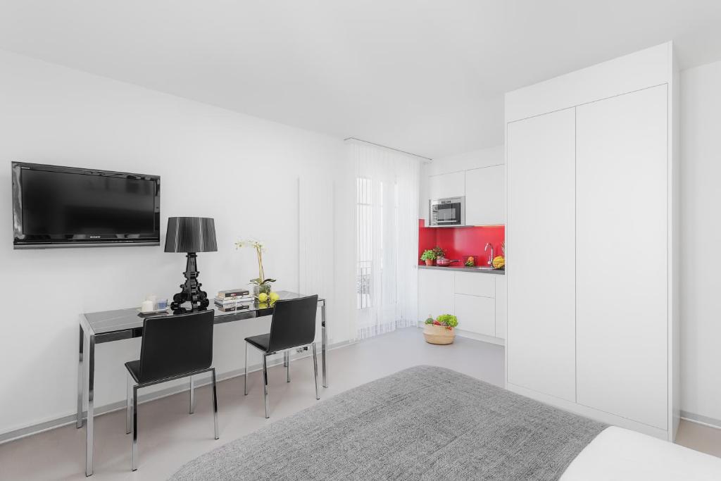 Апартаменты (Junior Studio Apartment, Building 2-6), VISIONAPARTMENTS Zurich Cramerstrasse