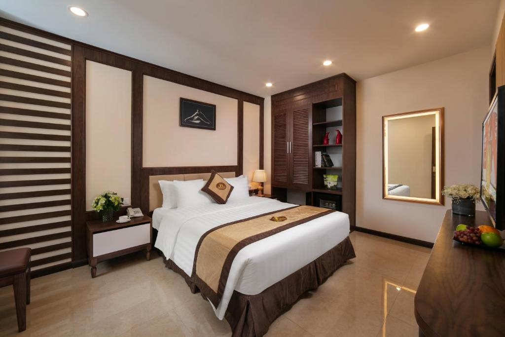 Двухместный (Улучшенный двухместный номер с 1 кроватью), Marina Hotel Hanoi