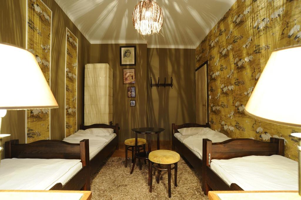 Номер (Кровать в четырехместном номере) хостела Hostel Deco, Краков