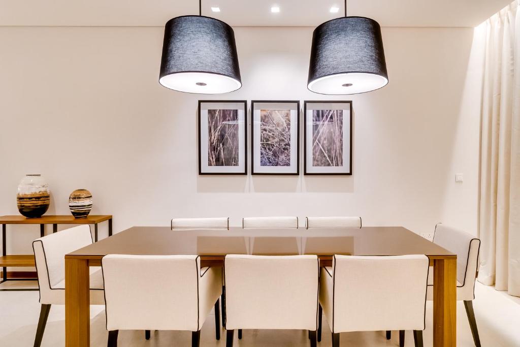 Апартаменты (Апартаменты с 2 спальнями, вид на город), Апарт-отель Vida Emirates Hills Residences