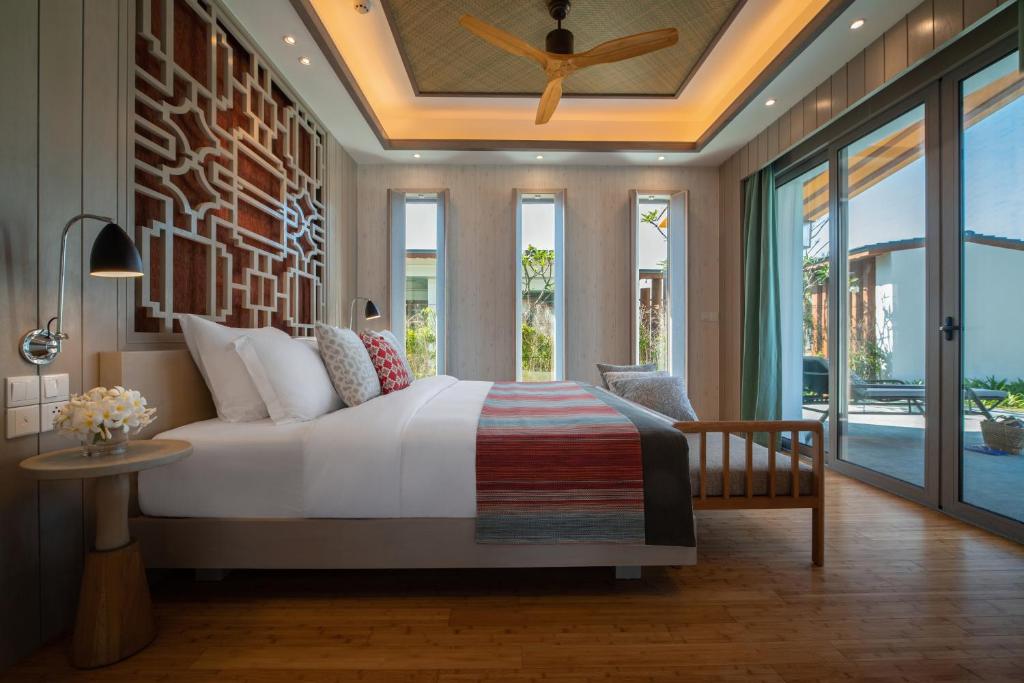 Вилла (Вилла с 1 спальней и бассейном, рядом с пляжем) курортного отеля Radisson Blu Resort Cam Ranh, Камрань