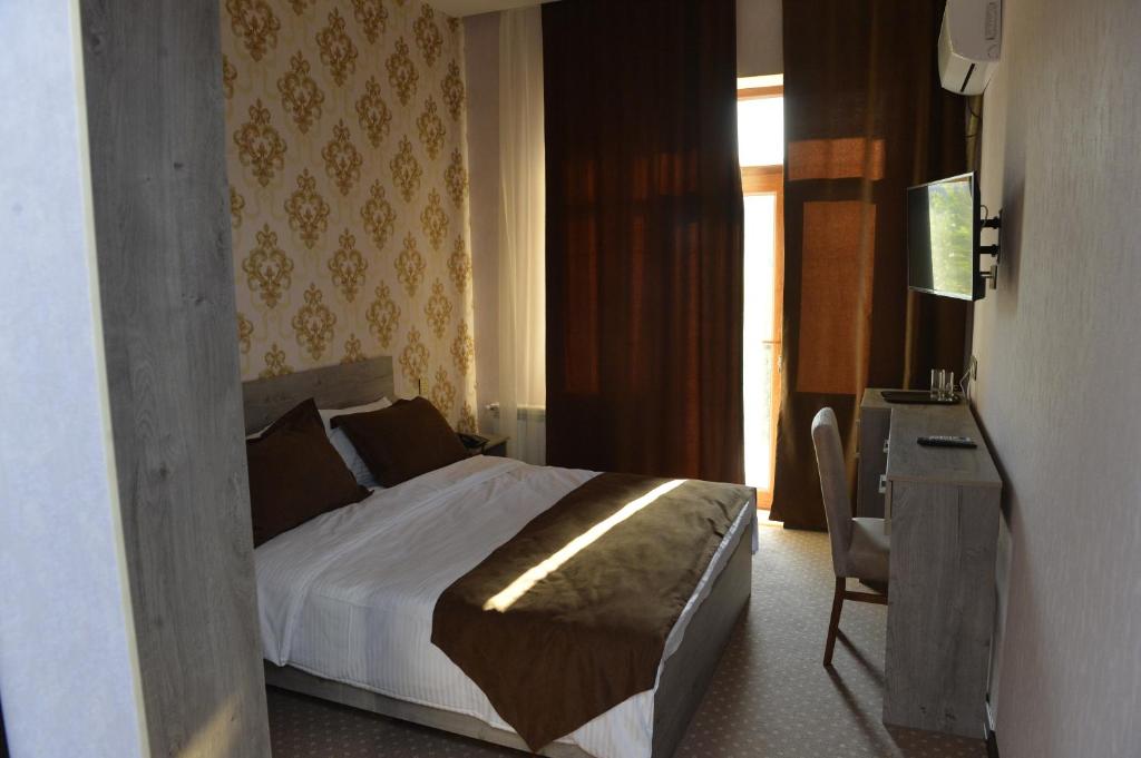 Двухместный (Большой двухместный номер с 1 кроватью) отеля Hirkan Park Hotel, Ленкорань
