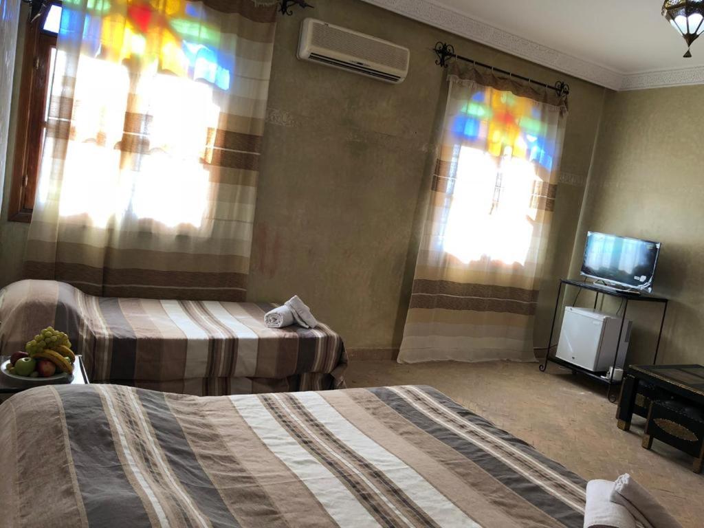 Трехместный (Трехместный номер с общей ванной комнатой), Riad Mhidou