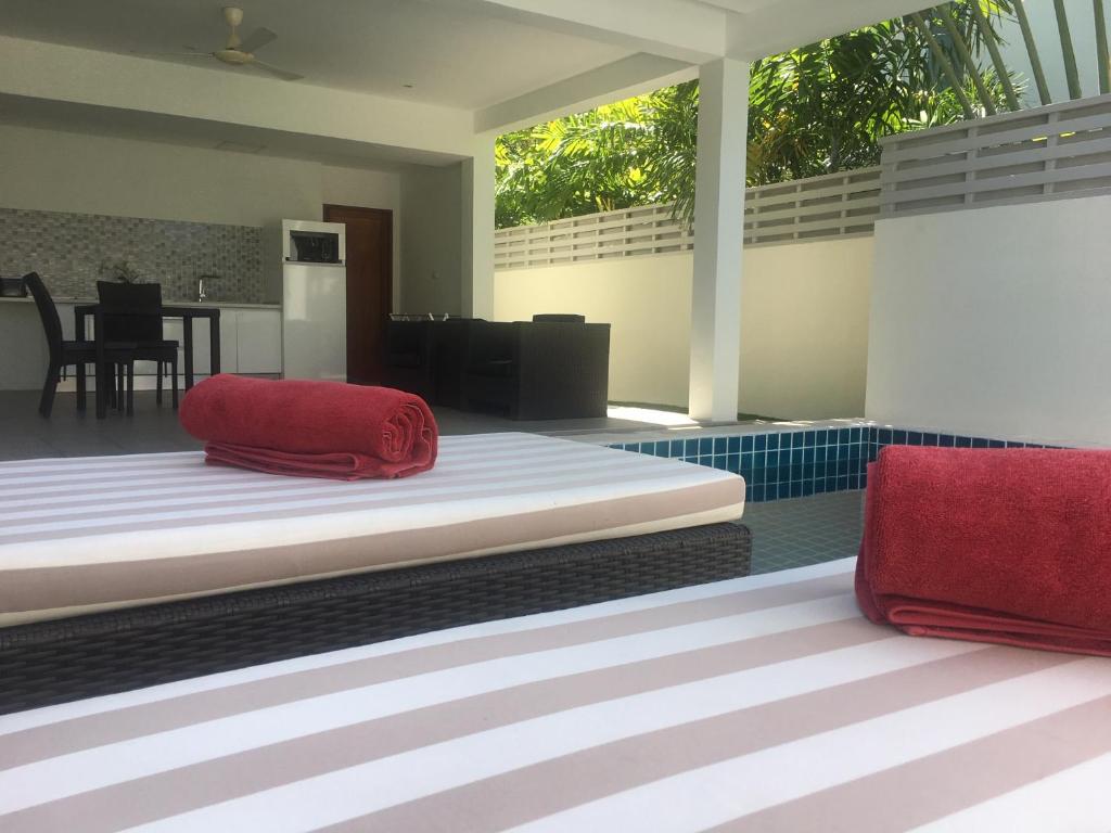 Вилла (One-Bedroom Villa with Private Pool & Round Trip Airport Transfer), Samui Blue Orchid