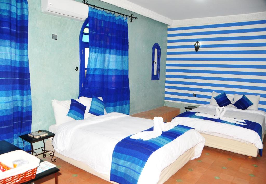 Четырехместный (Четырехместный номер с собственной ванной комнатой), Riad Mhidou