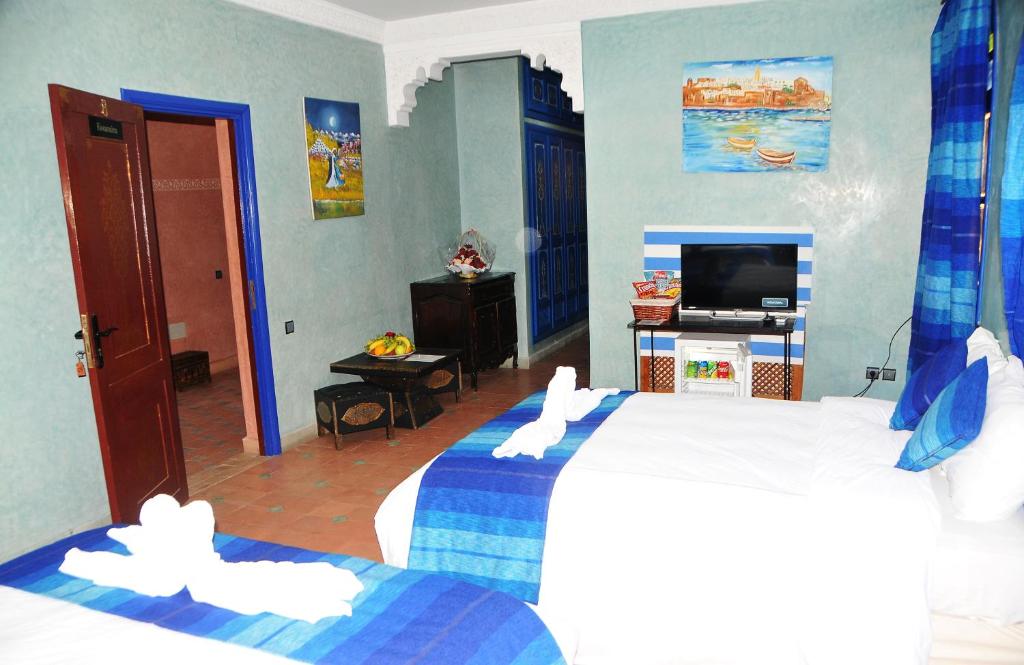 Четырехместный (Четырехместный номер с собственной ванной комнатой), Riad Mhidou