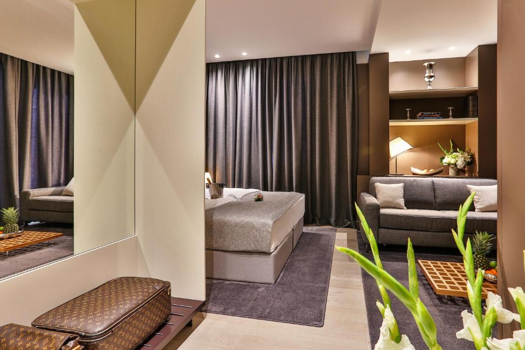 Двухместный (Двухместный номер Делюкс с 1 кроватью и балконом) отеля Avanti Hotel & Spa, Будва