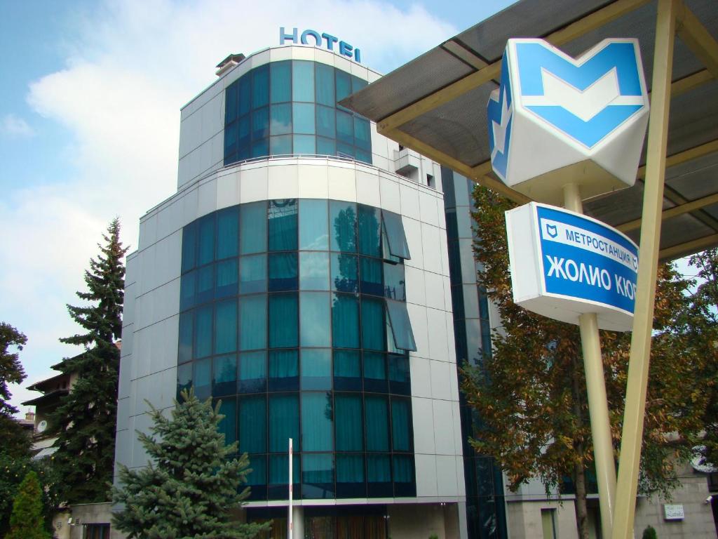 Hotel Latinka, София