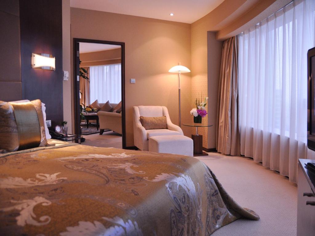 Двухместный (Представительский люкс) отеля Shanghai Grand Trustel Purple Mountain Hotel, Шанхай