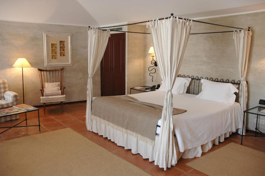 Двухместный (Специальное предложение — Двухместный номер с 1 кроватью и романтическим пакетом услуг) отеля Pousada de Belmonte, Бельмонте