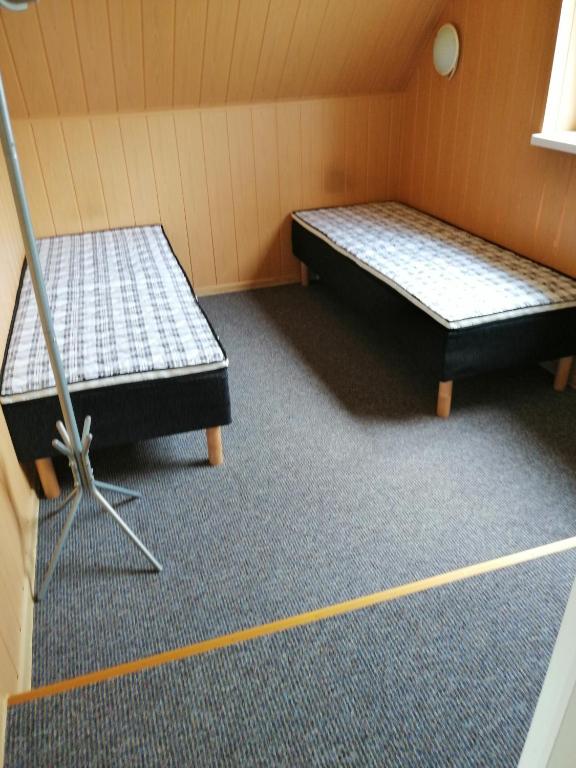 Двухместный (Двухместный номер с 2 отдельными кроватями и общей ванной комнатой) гостевого дома Liiva Guest Accommodation, Тарту