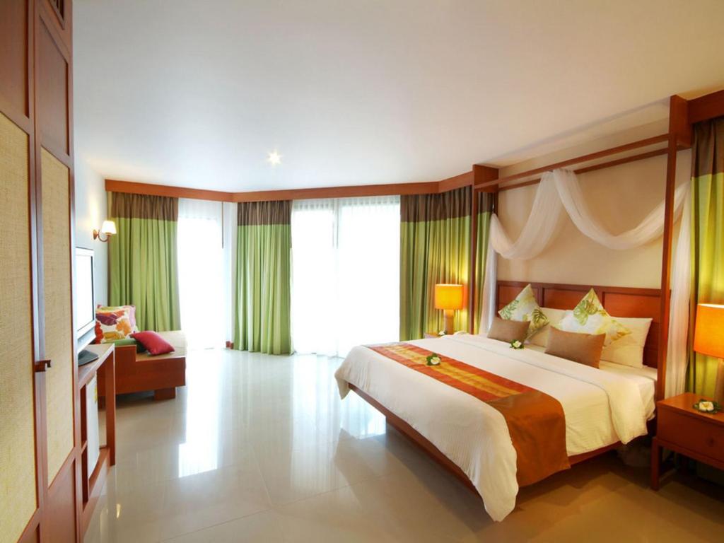 Двухместный (Двухместный номер Делюкс с 1 кроватью или 2 отдельными кроватями, вид на сад) курортного отеля Krabi Resort, Краби