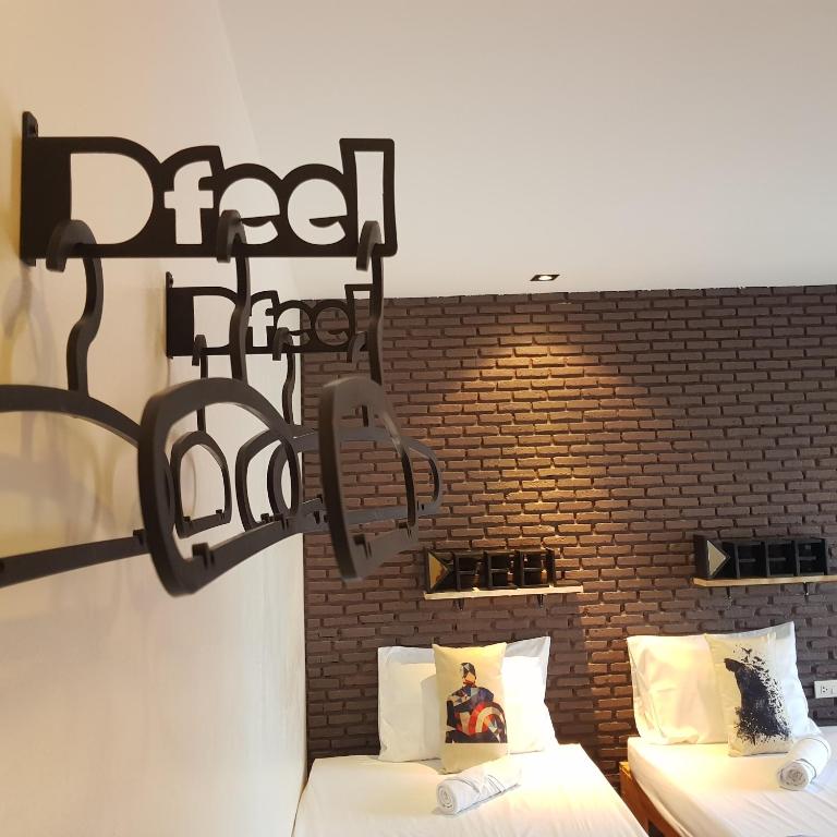 Трехместный (Улучшенный трехместный номер), Dfeel Hostel