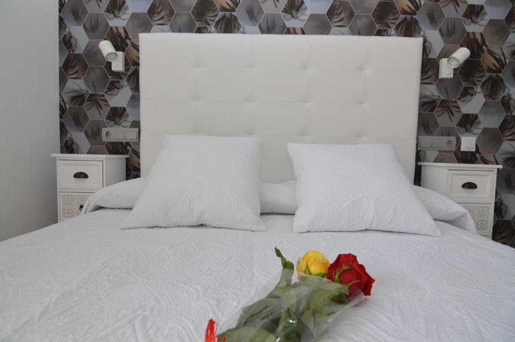 Двухместный (Номер с кроватью размера «queen-size» и балконом) отеля Hotel Castillo Benidorm, Бенидорм