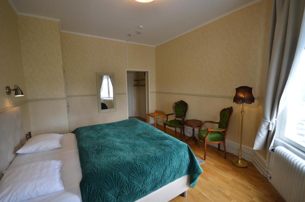 Двухместный (Стандартный двухместный номер с 1 кроватью) отеля Hotell Royal, Сундсвалль
