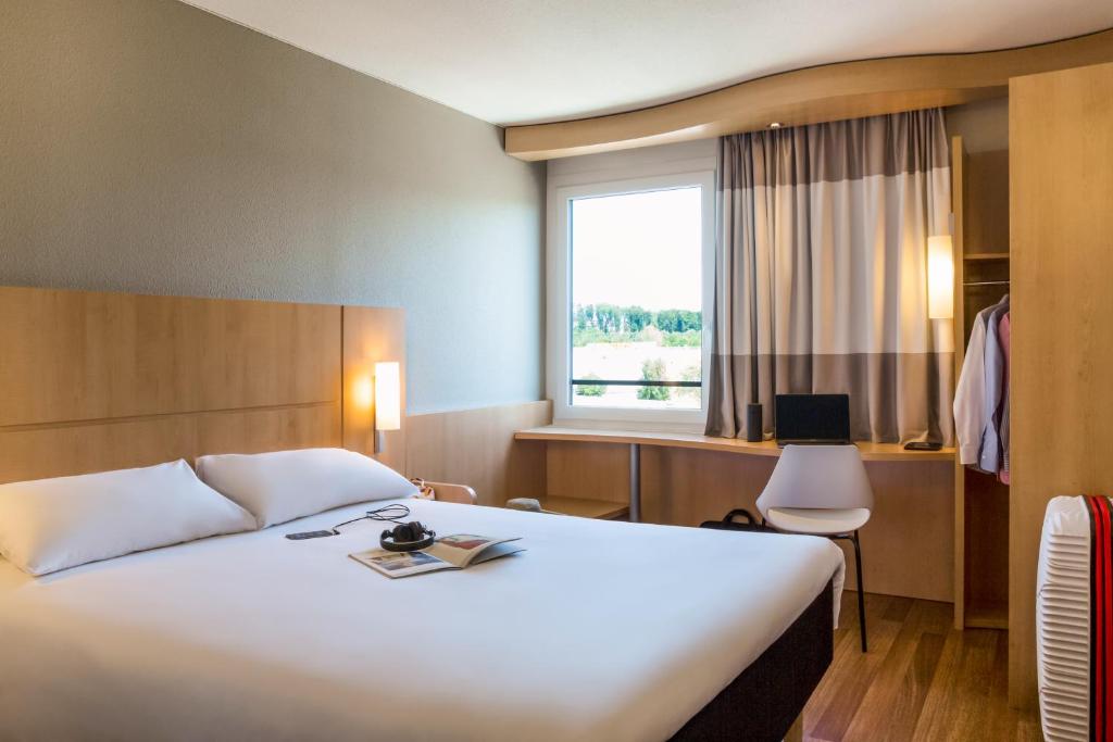Двухместный (Стандартный двухместный номер с 1 кроватью) отеля ibis Lausanne Crissier, Лозанна