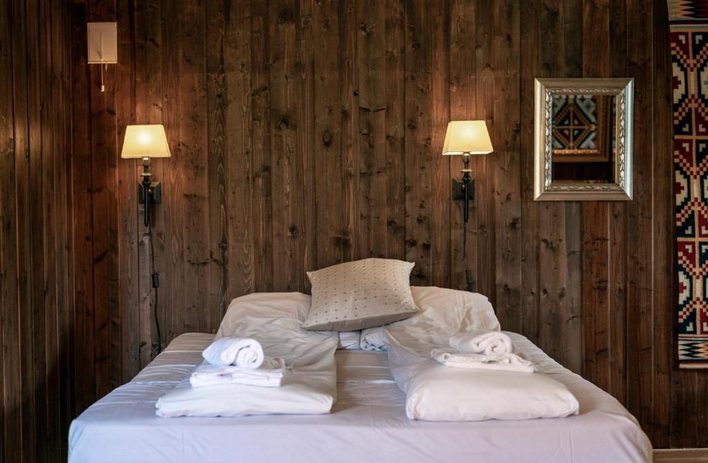 Номер (Comfort Cabin with breakfast) отеля Dragsvik Fjordhotel, Балестранд