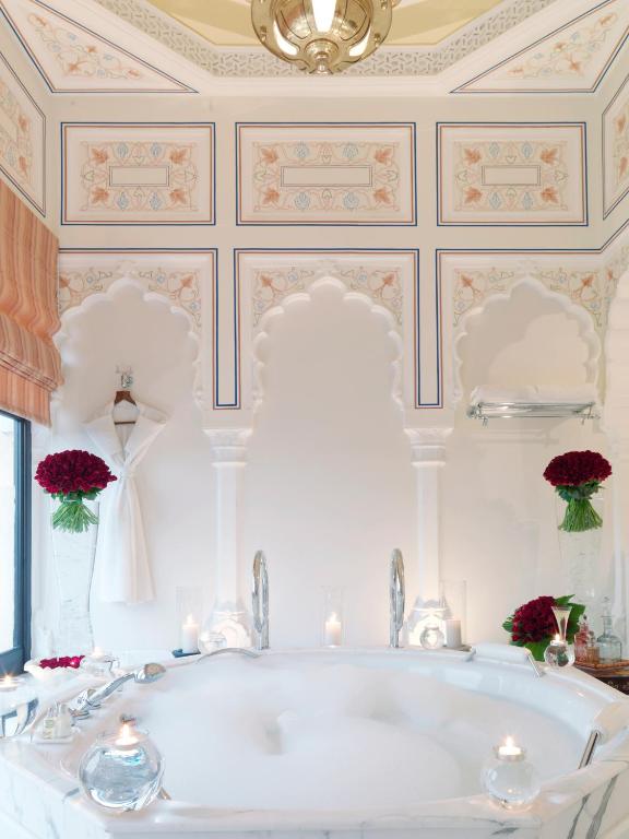 Сьюит (Королевский люкс с видом на сад), Taj Rambagh Palace