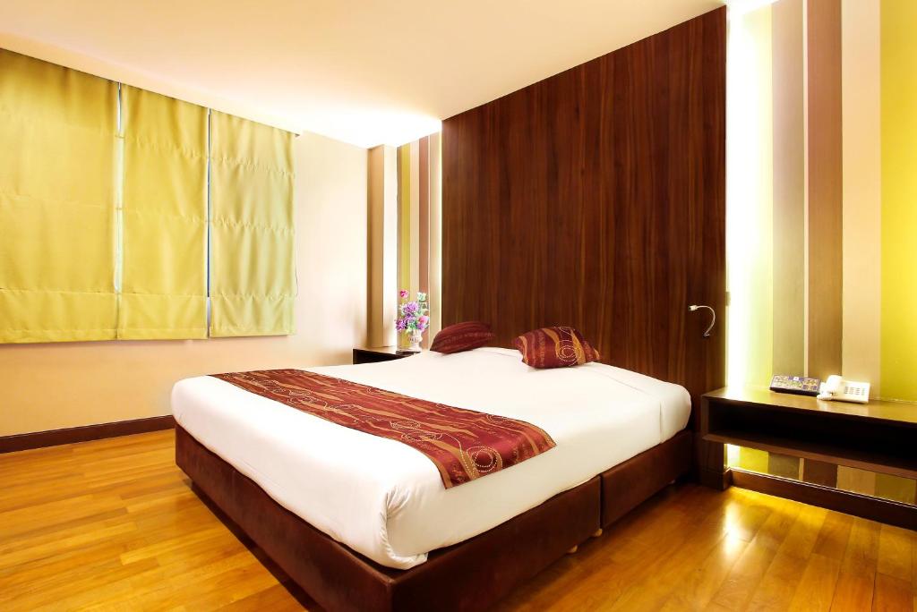 Двухместный (Двухместный номер Делюкс с 1 кроватью или 2 отдельными кроватями) отеля D Varee Diva Bally Silom, Бангкок