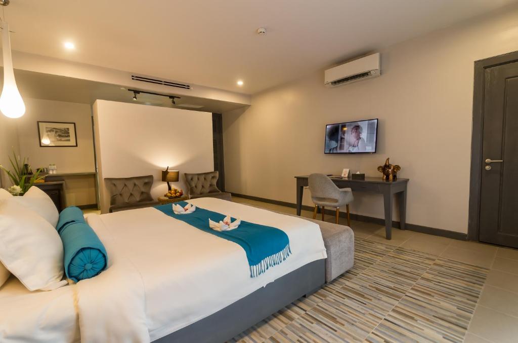 Двухместный (Premier Double Room - Free Pickup), Damrei Angkor Hotel