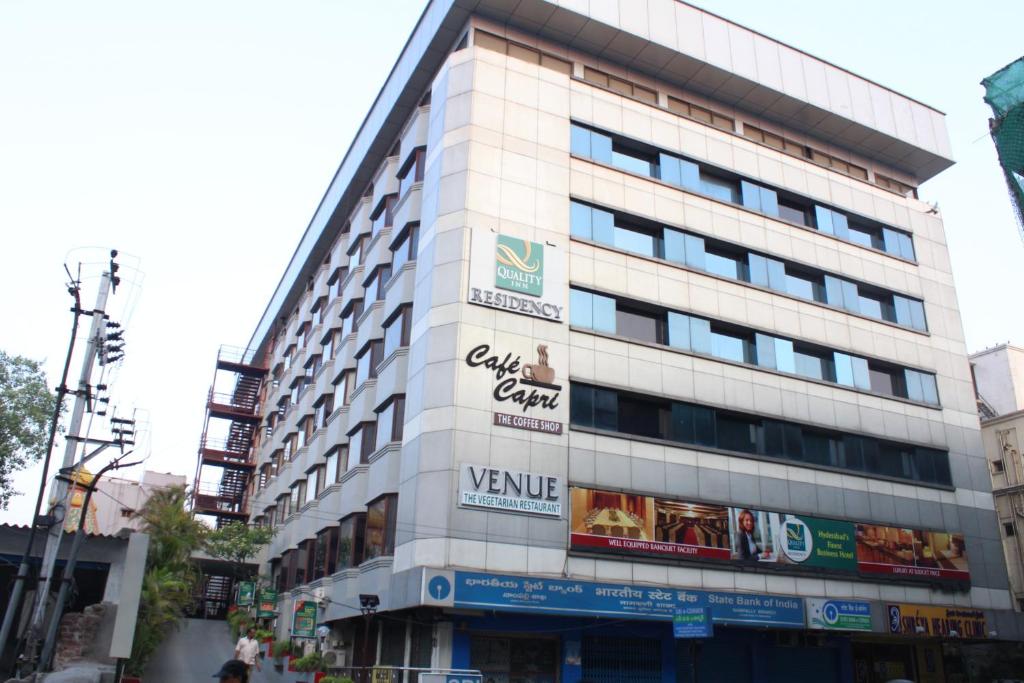 Отель Hotel Quality Inn Residency, Хайдарабад