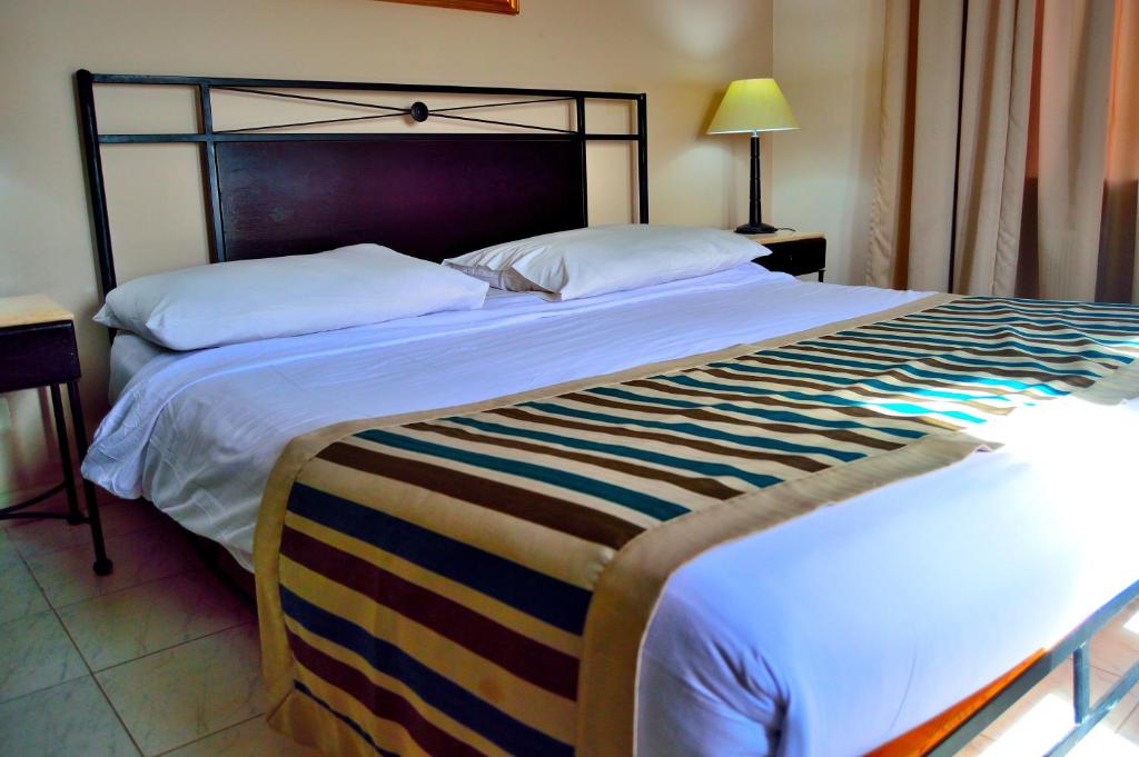 Двухместный (Номер Saver с кроватью размера «queen-size») курортного отеля Sol Y Mar Naama Bay, Шарм-эль-Шейх