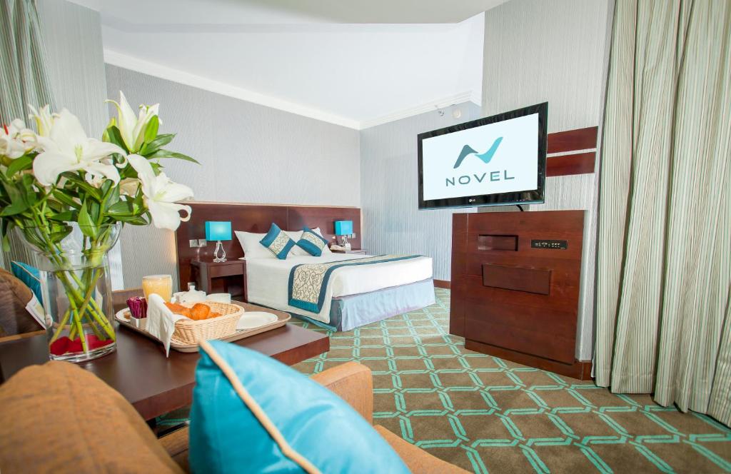 Двухместный (Номер Делюкс) отеля Mercure Centre Hotel Abu Dhabi, Абу-Даби