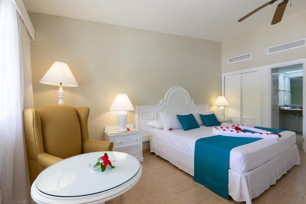 Сьюит (Люкс с 1 спальней (для 1 взрослого)) отеля Playabachata Resort, Сан-Фелипе-де-Пуэрто-Плата