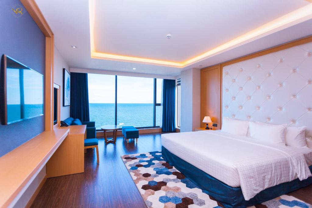 Двухместный (Двухместный номер с 1 кроватью с видом на море), Vung Tau Riva Hotel