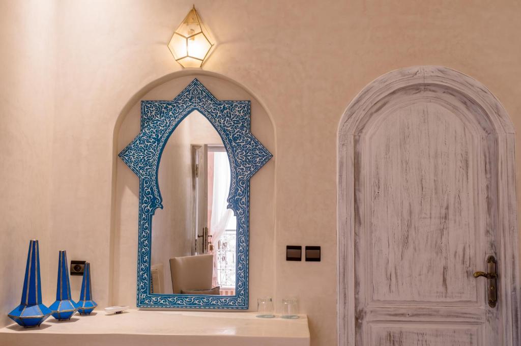 Двухместный (Двухместный номер Делюкс с 1 кроватью) отеля Riad Chebbi, Мерзуга