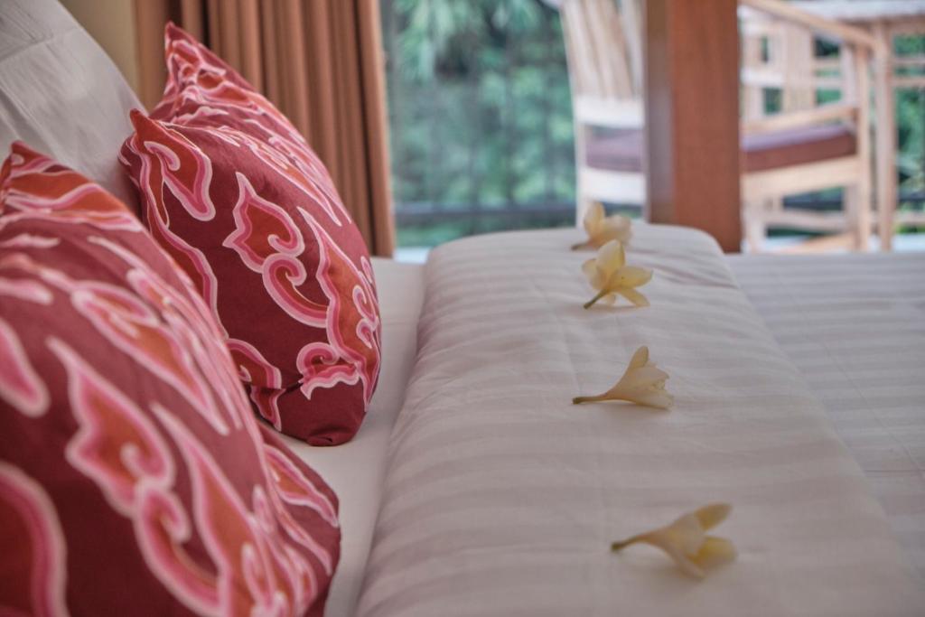 Двухместный (Улучшенный двухместный номер с 1 кроватью) гостевого дома Gek House Ubud Bali, Убуд