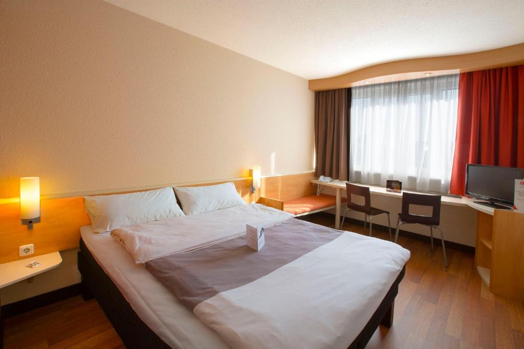 Двухместный (Стандартный двухместный номер с 1 кроватью) отеля Ibis Linz City, Линц